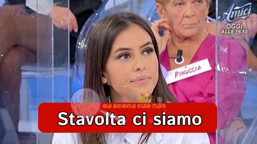 Uomini e Donne, Federica Aversano ha trovato l'amore? Lui è il postino di  Maria